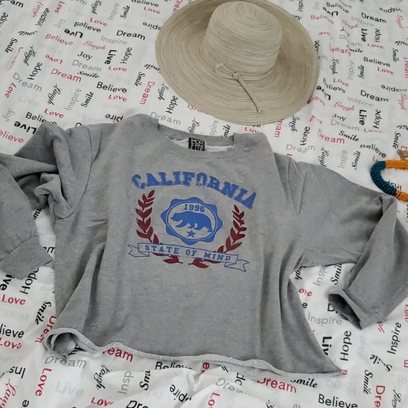 Cropped sweater - Picture 2 of 6